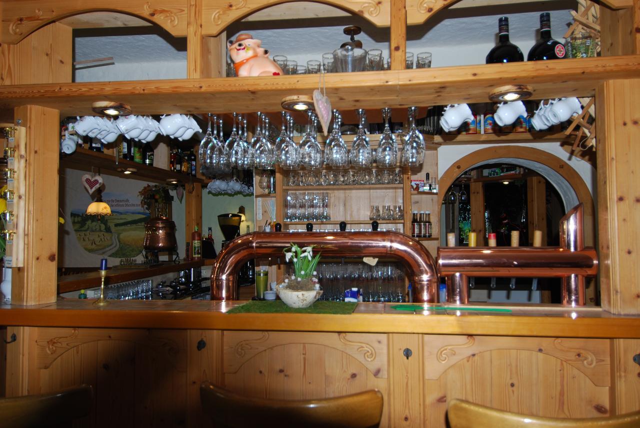 Markneukirchen Hotel Alpenhof מראה חיצוני תמונה